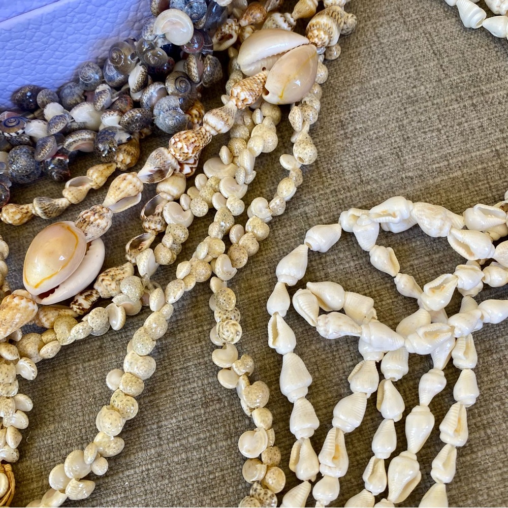 Bundle 13 Real Shell Leis - Picture 3 of 4